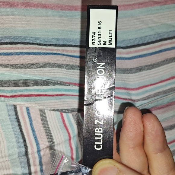 Club Z Collection Top - Picture 3 of 4